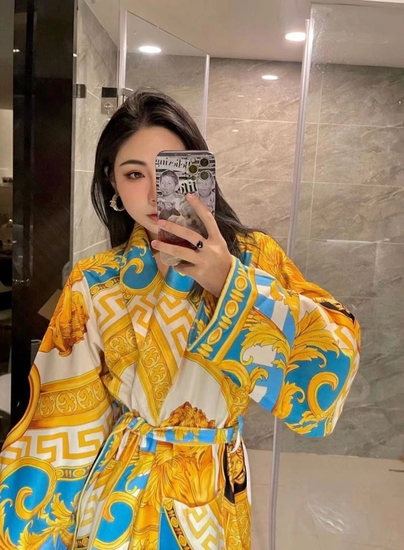 Versace Bathrobe Lightweight 255702