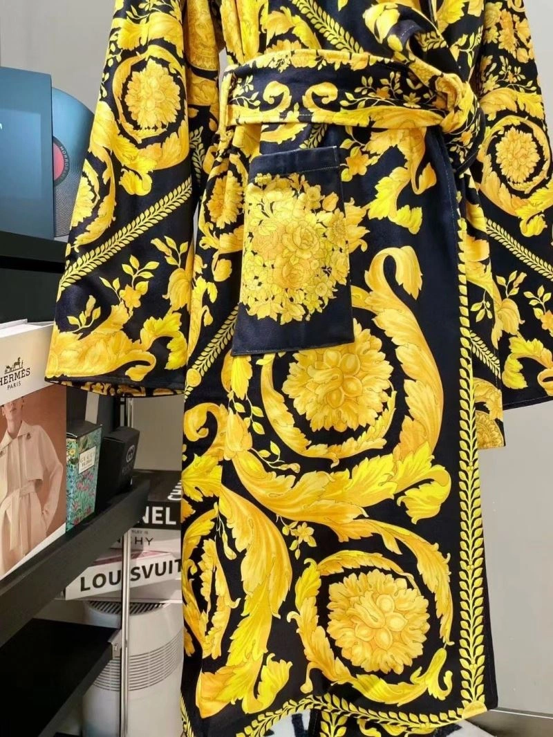 Seasonal Versace Bathrobe 255687