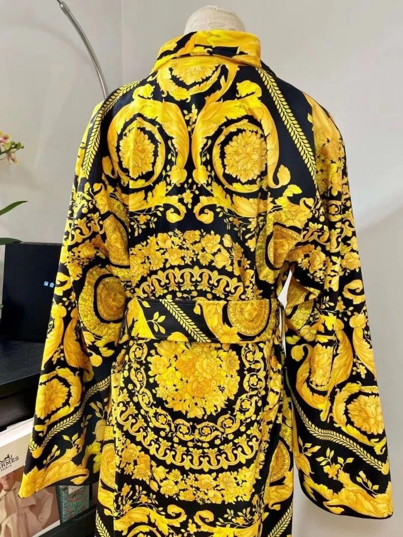 Seasonal Versace Bathrobe 255687