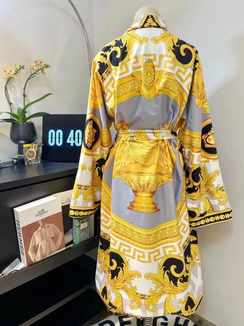 Functional Versace Bathrobe 255684