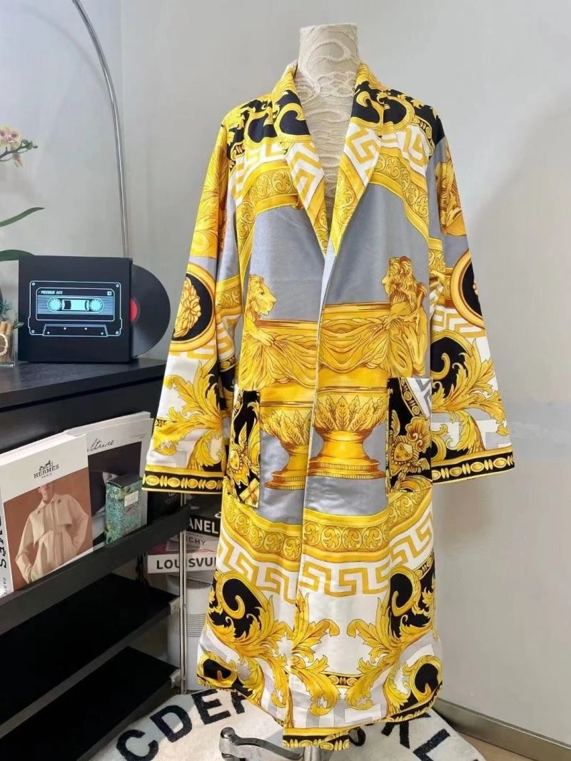 Functional Versace Bathrobe 255684
