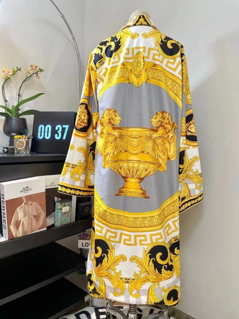 Functional Versace Bathrobe 255684