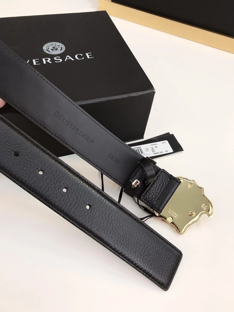 Packable Versace Belts 304696