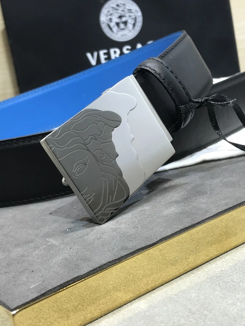 Versace Belts Sleek 305586