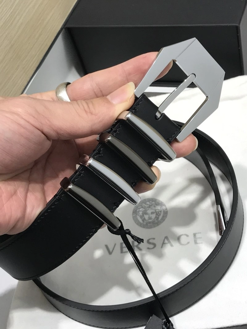 Chic Versace Belts 305340
