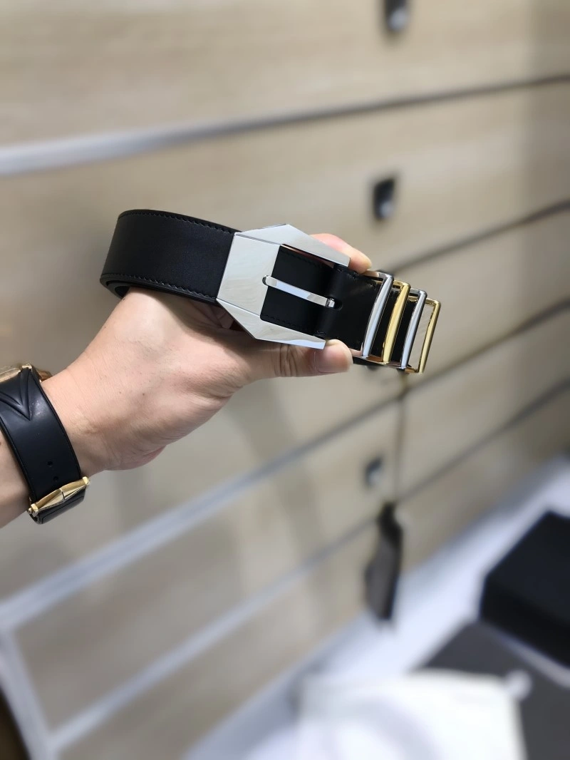 Versace Belts FashionForward 305339