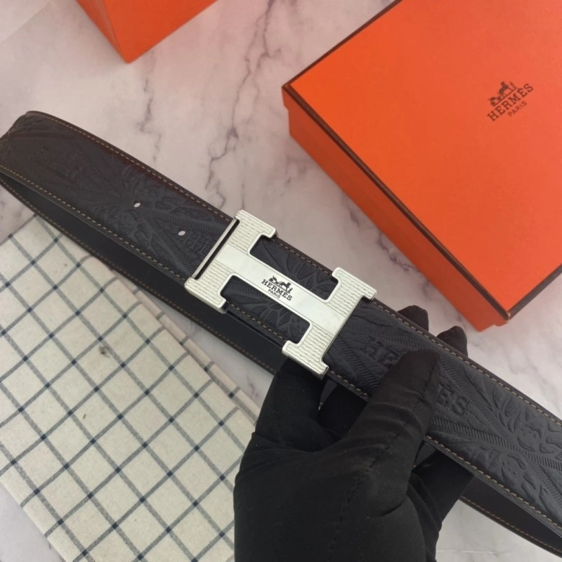 Supportive Versace Belts 304399