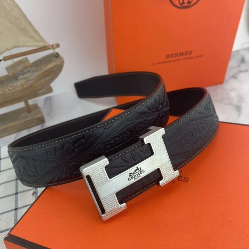 Supportive Versace Belts 304399
