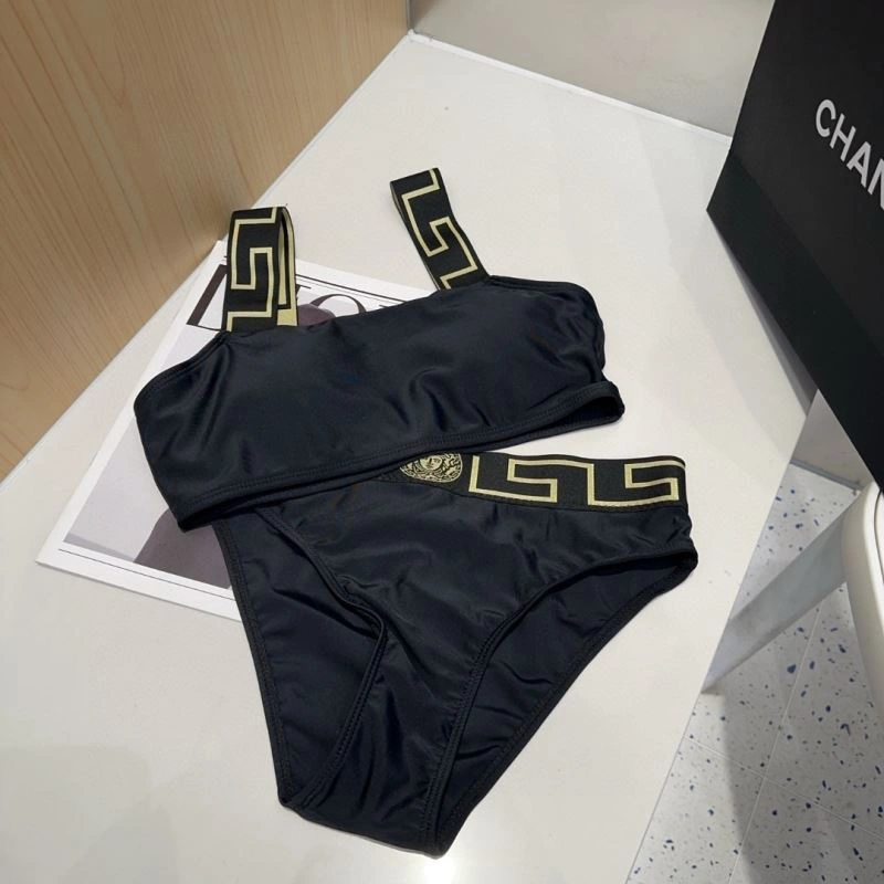 EyeCatching Versace Bikins 256156