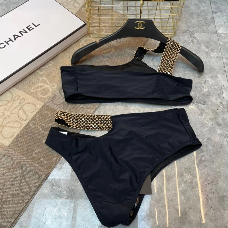 WellDesigned Versace Bikins 256180