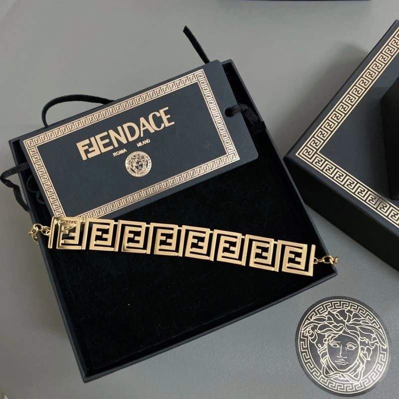 Versace Bracelets Packable 213609