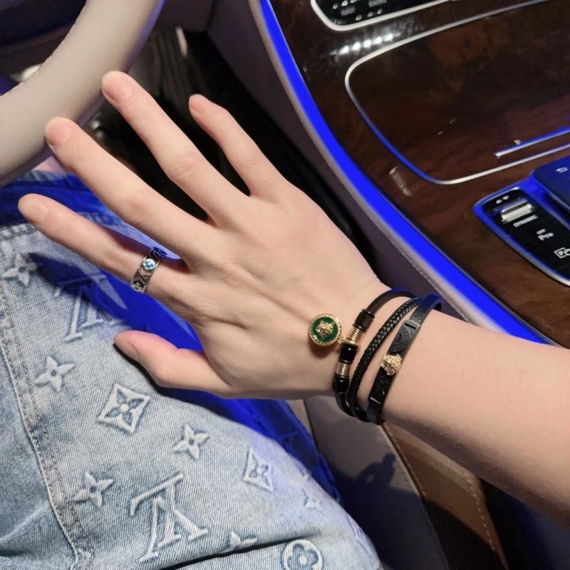 Versace Bracelets ComfortFit 213193