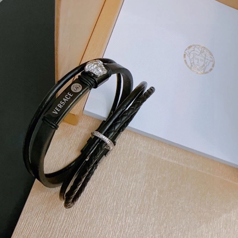 Versace Bracelets Unisex 214436