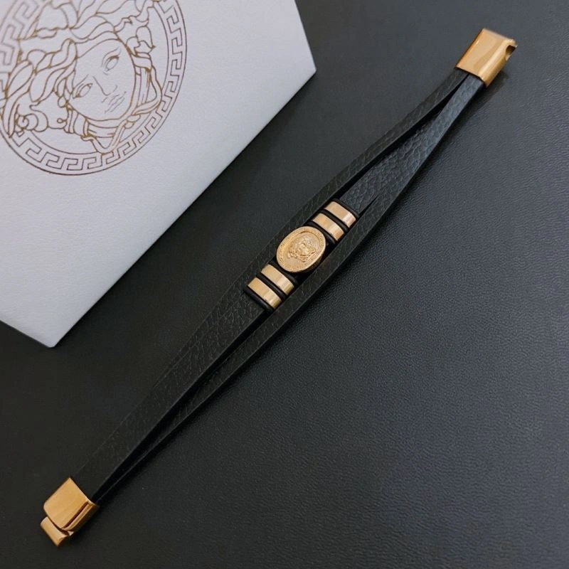 Fashionable Versace Bracelets 214435