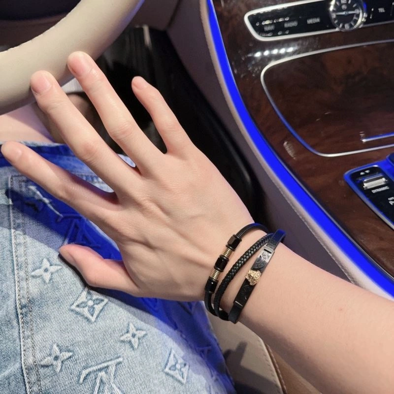 Versace Bracelets Breathable 212788
