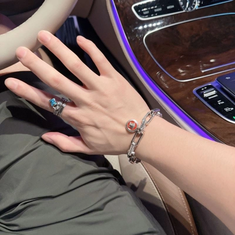 Versace Bracelets EyeCatching 211636
