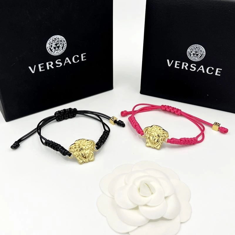 Comfortable Versace Bracelets 211617