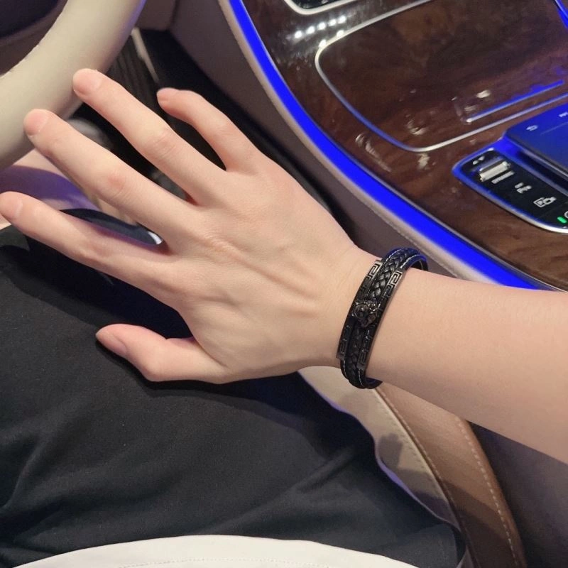 Unique Versace Bracelets 211020
