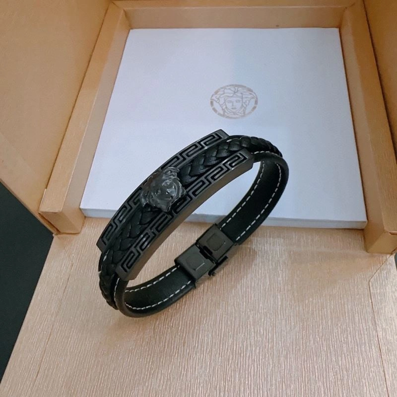 Unique Versace Bracelets 211020