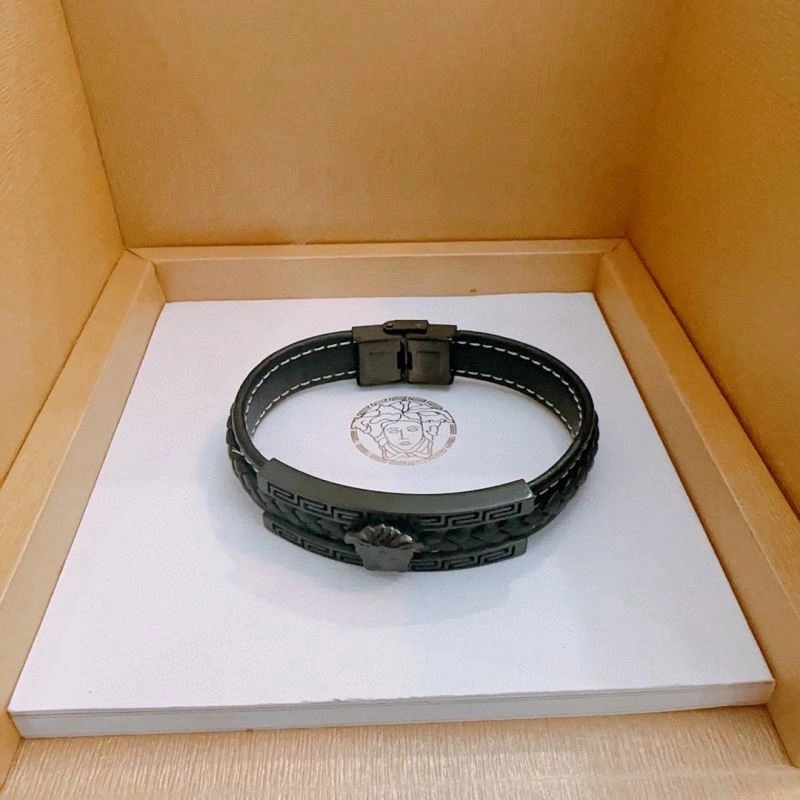 Unique Versace Bracelets 211020