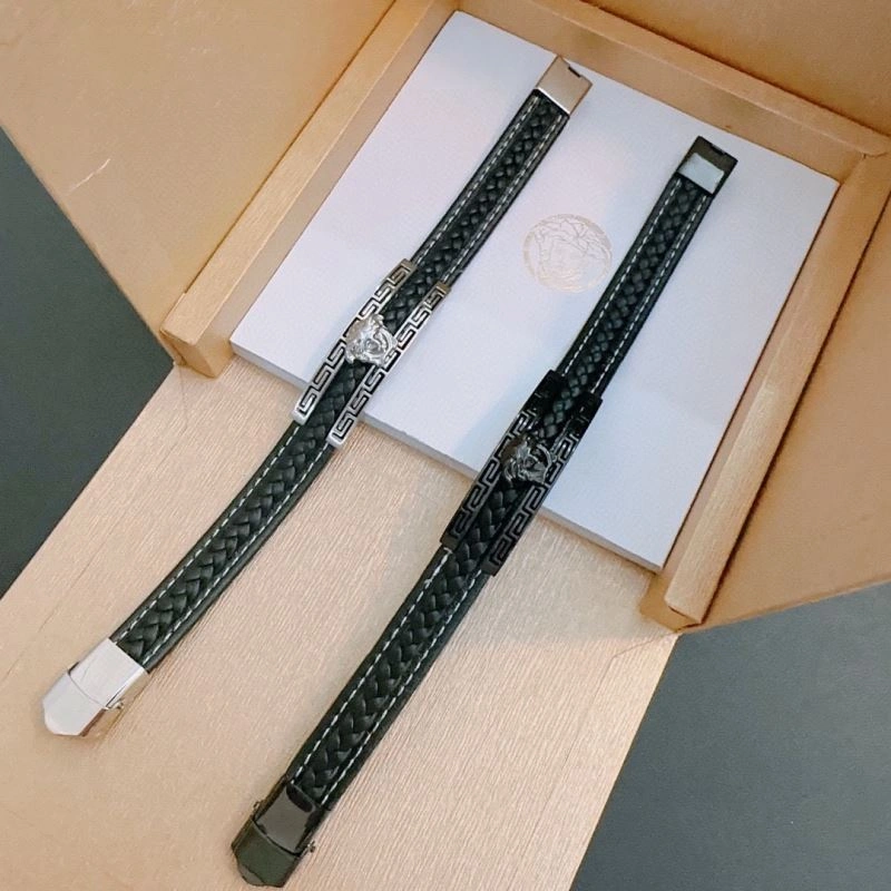 Versace Bracelets OnTrend 211023