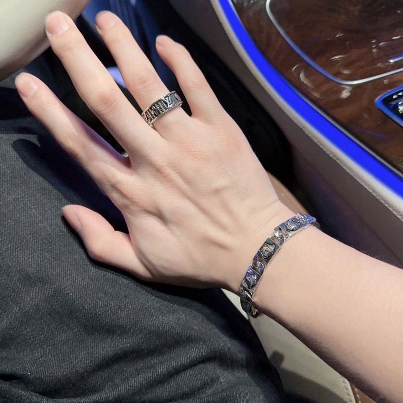 Versace Bracelets UrbanStyle 211017