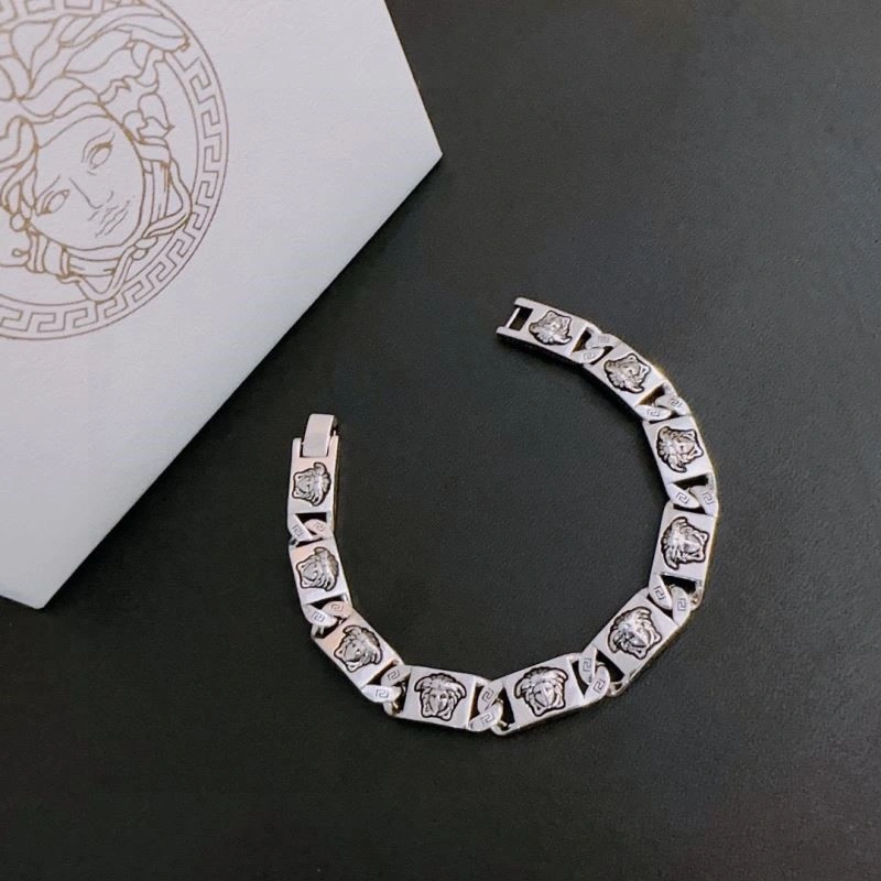 TechFriendly Versace Bracelets 210384