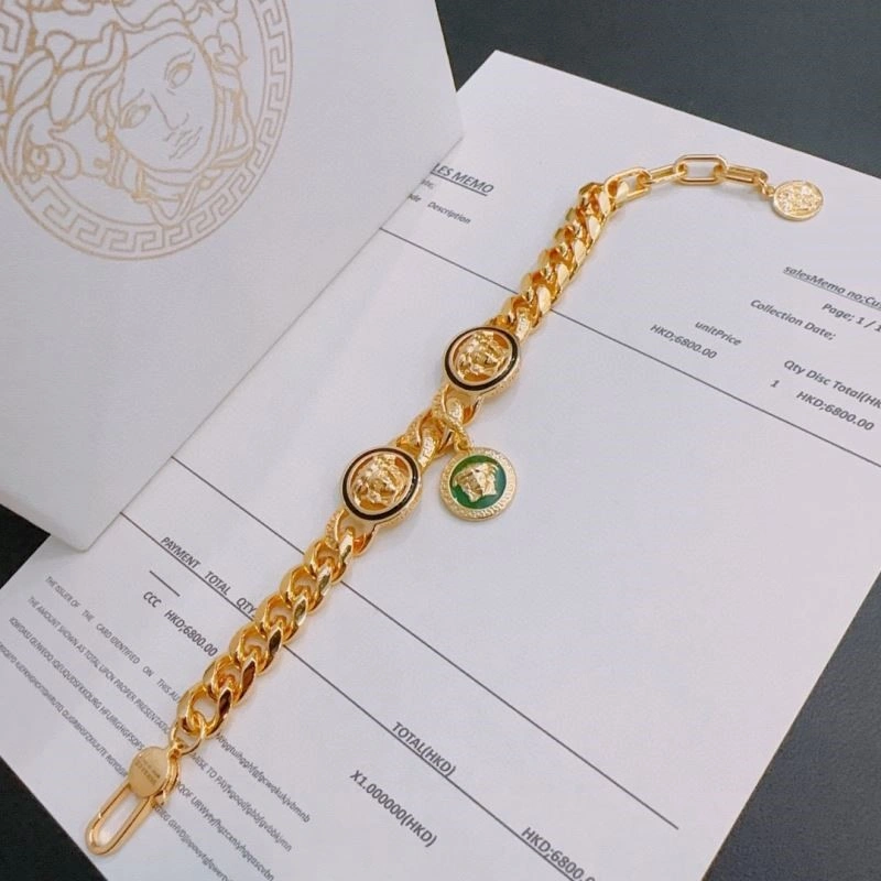 Snug Versace Bracelets 210309