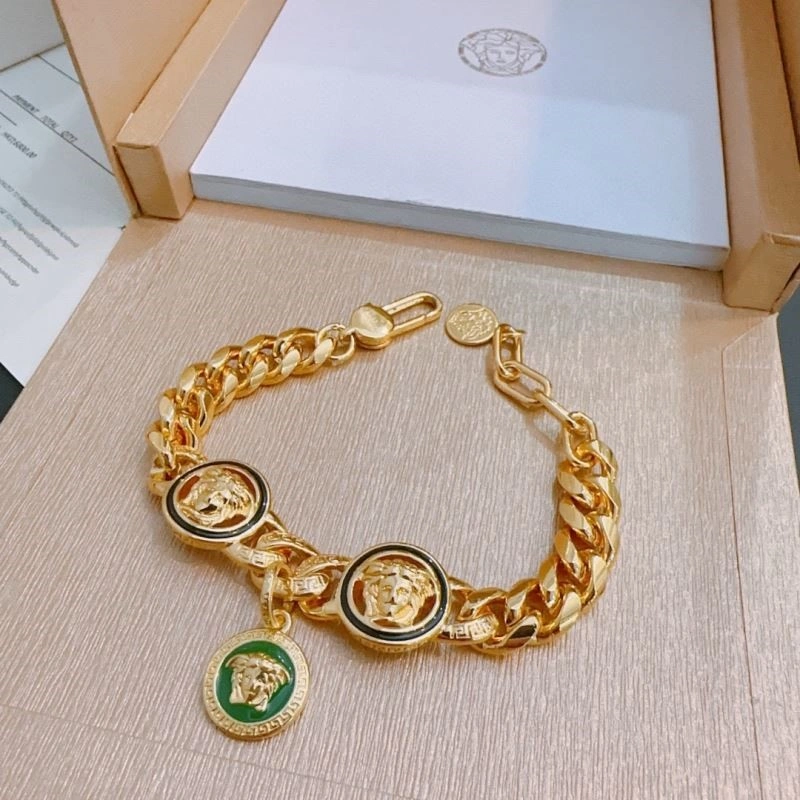 Snug Versace Bracelets 210309