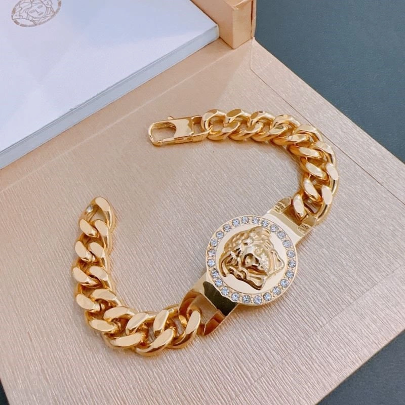 Versace Bracelets Fashionable 209626