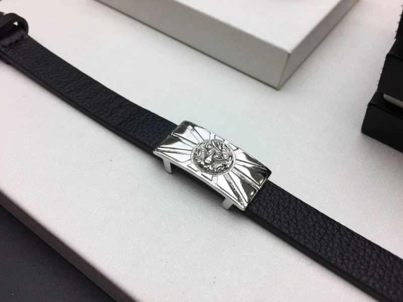 Trendsetting Versace Bracelets 209047