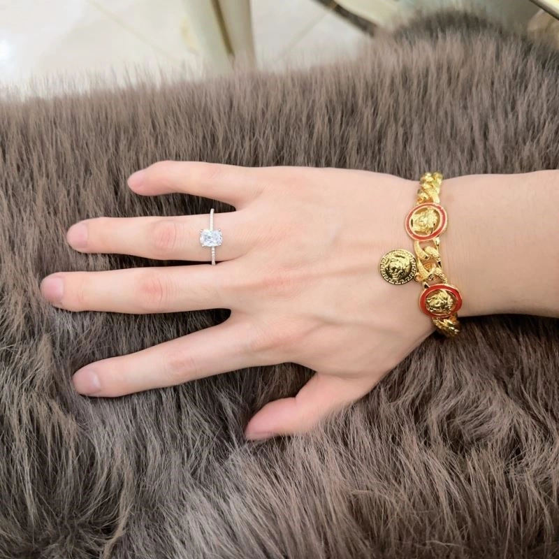 Versace Bracelets Elegant 209035