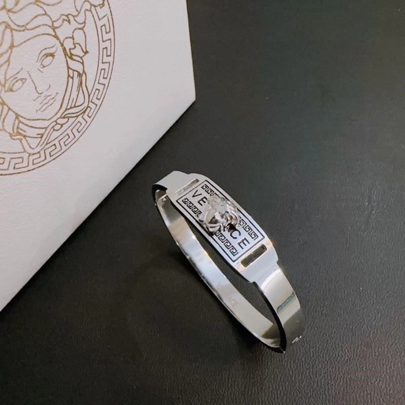 Versace Bracelets Lightweight 209041