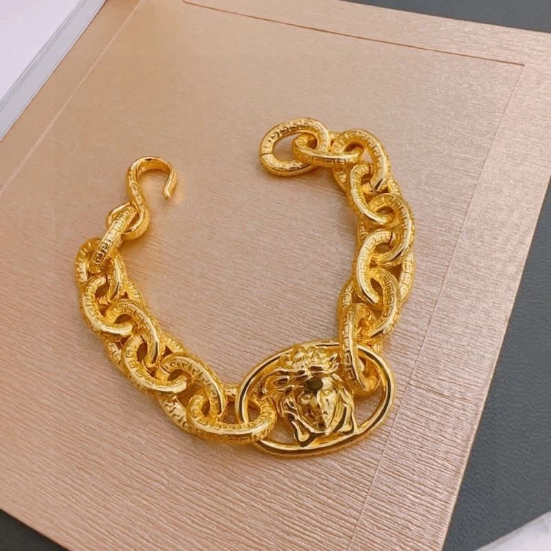SmoothTexture Versace Bracelets 208392