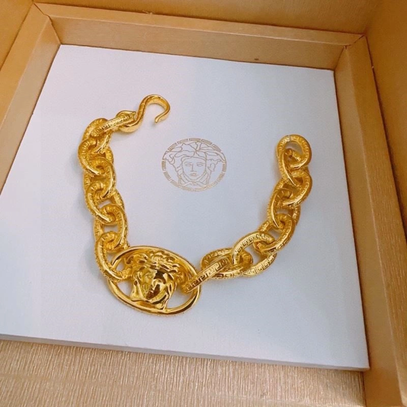 SmoothTexture Versace Bracelets 208392