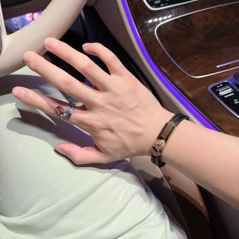 Versace Bracelets Sleek 207698