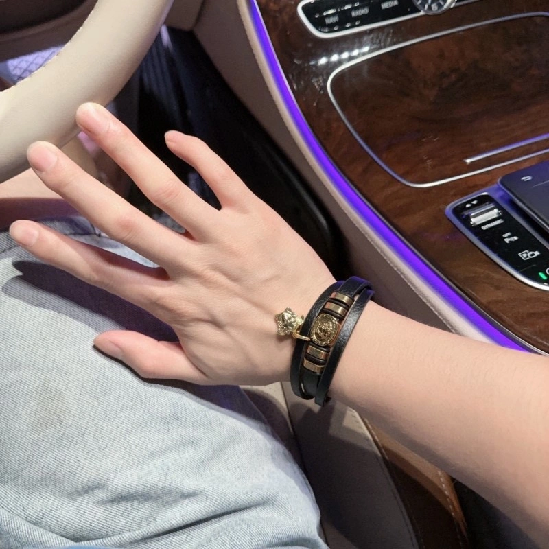 Snug Versace Bracelets 207664