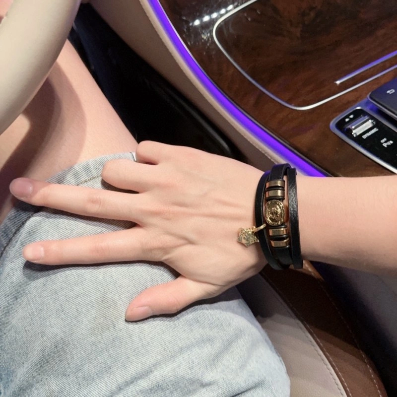 Snug Versace Bracelets 207664