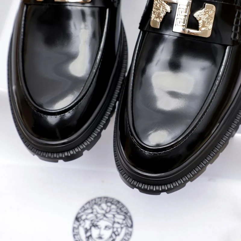 Versace Business Shoes Snug 37321