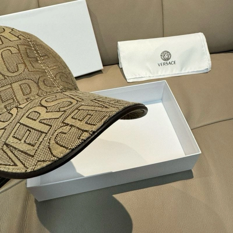 Versace Caps Attractive 261060