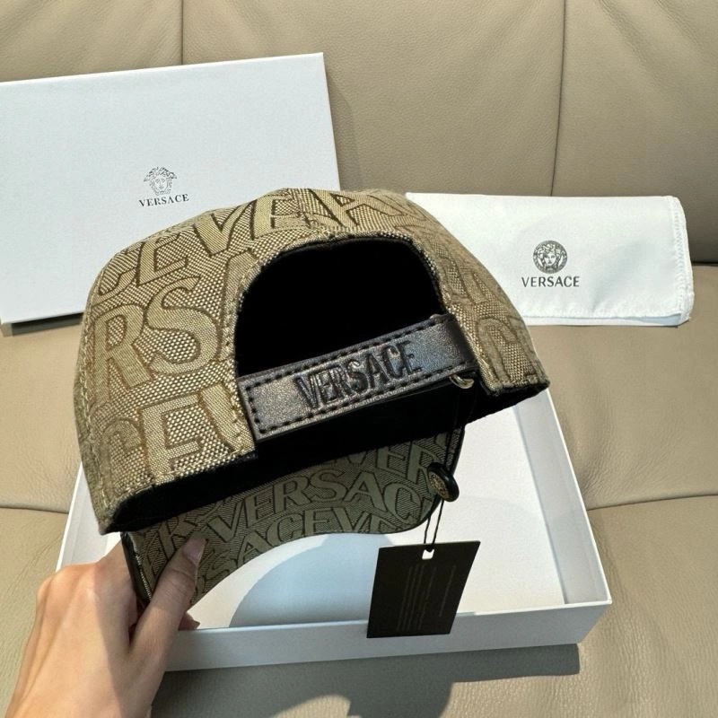 Versace Caps Attractive 261060