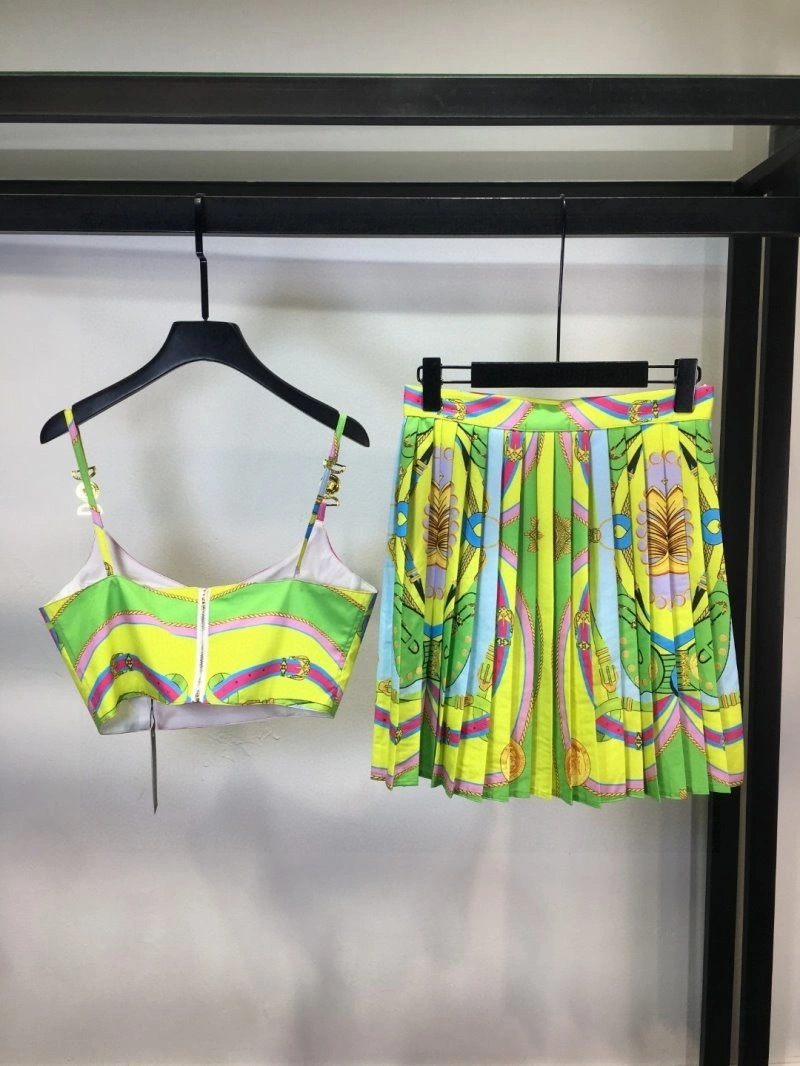 Versace Dress Suits ModernLook 175082