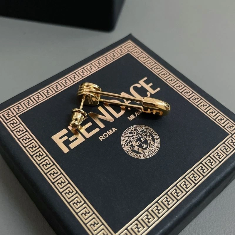 Versace Earrings NewStyle 213604