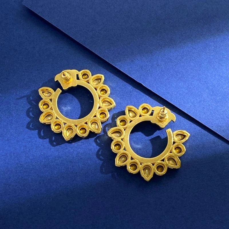 Sleek Versace Earrings 213183