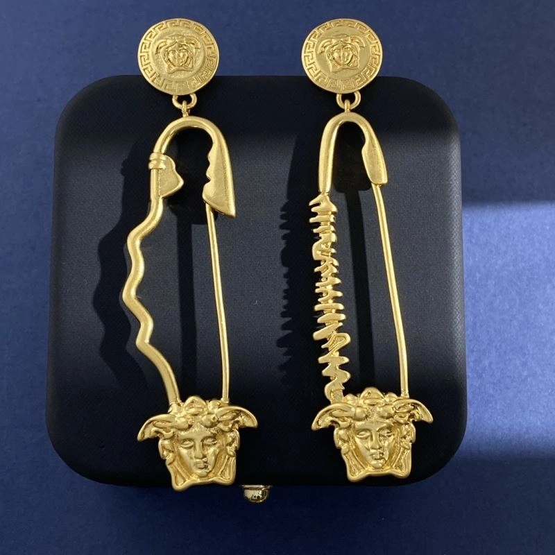 WrinkleFree Versace Earrings 211031