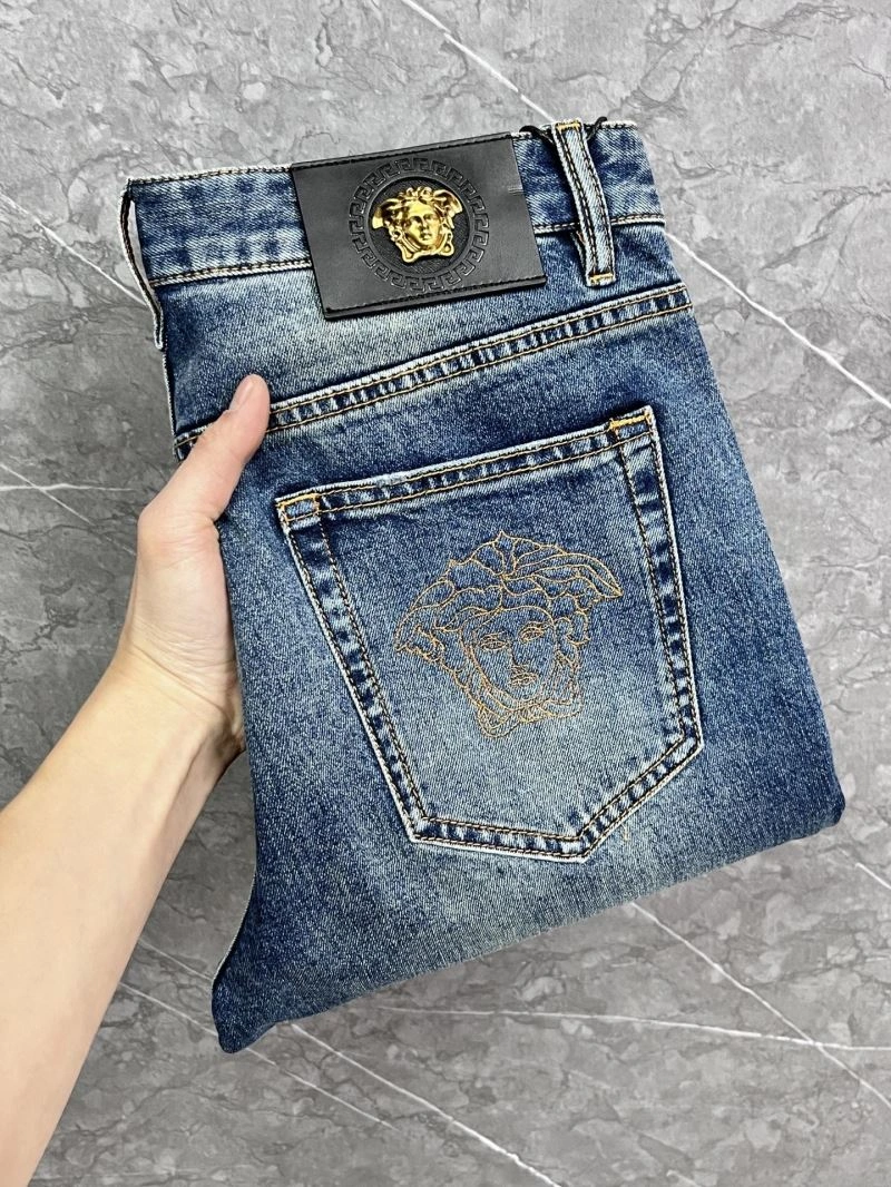 Sustainable Versace Jeans 175699