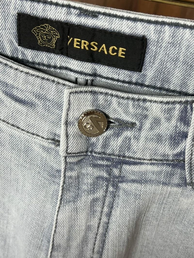 Attractive Versace Jeans 175689