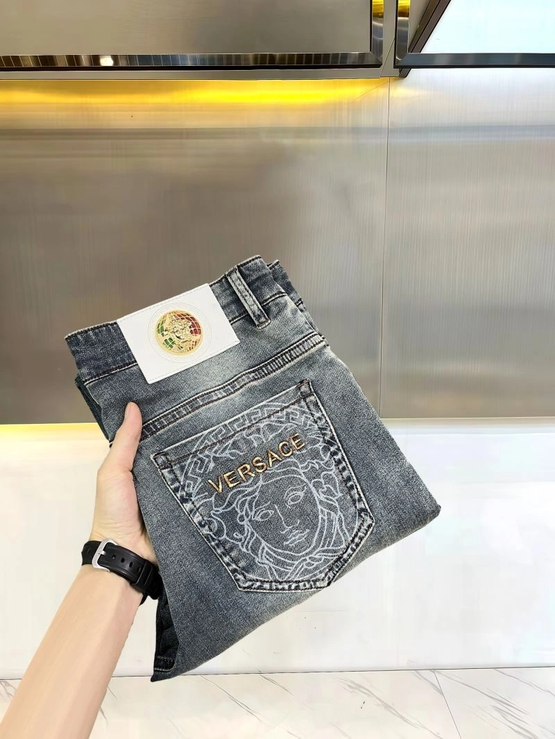 Versace Jeans WellDesigned 175690