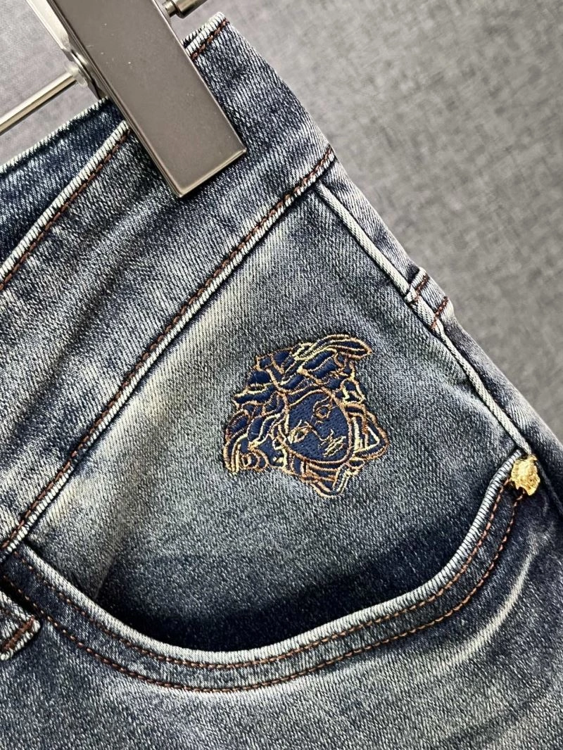 Versace Jeans WellDesigned 175690