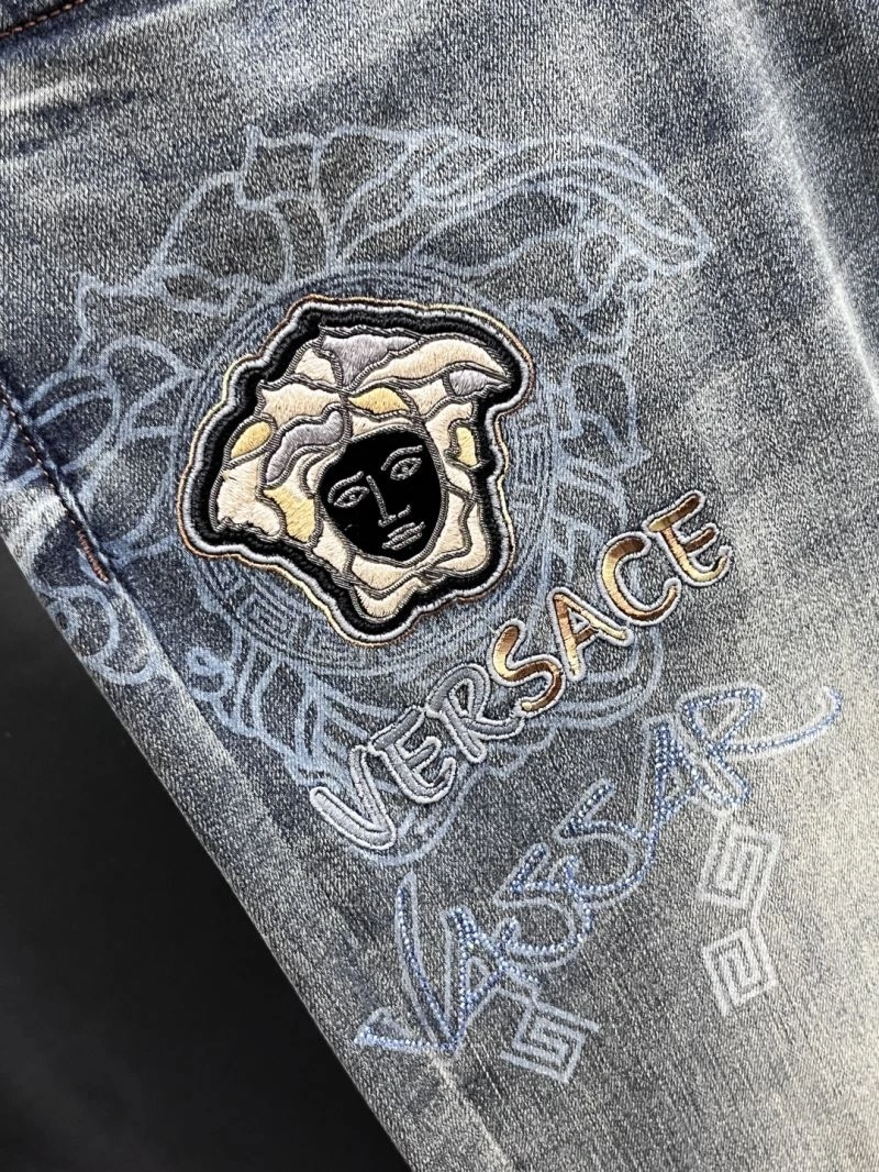 Stylish Versace Jeans 175622